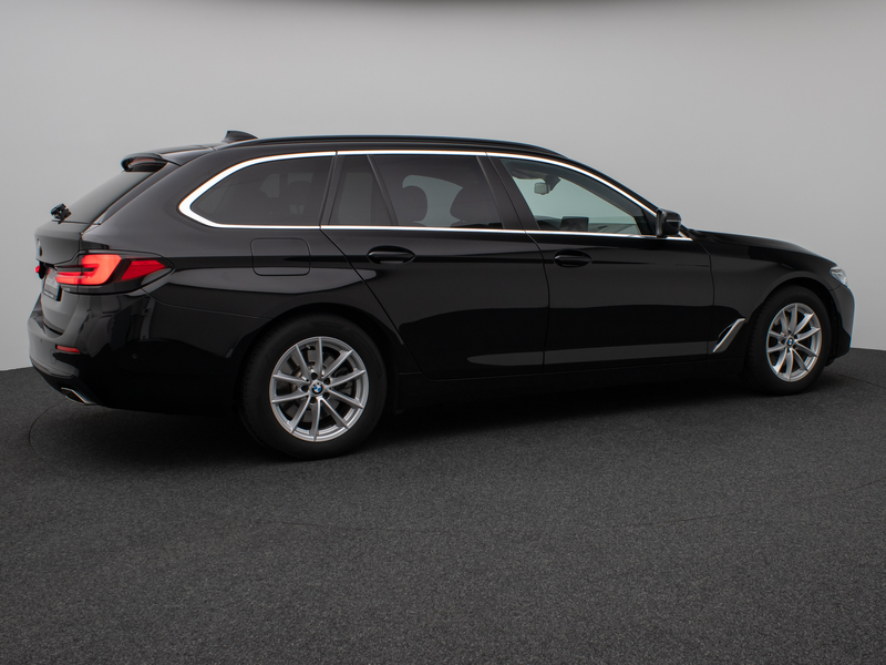 BMW 520 Panorama Kamera DAB HiFi AHK M Sport Alarm — photo 6