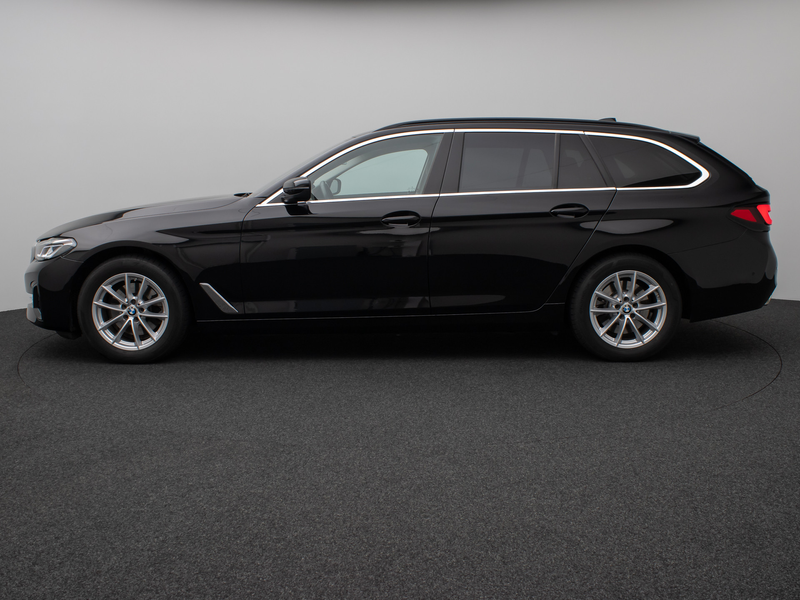 BMW 520 Panorama Kamera DAB HiFi AHK M Sport Alarm — photo 11
