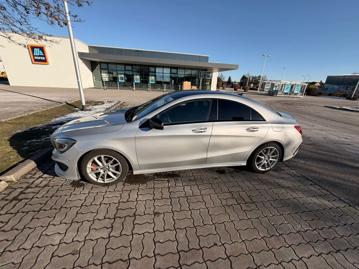 Mercedes-Benz CLA 220 CDI 4MATIC Silber - 2