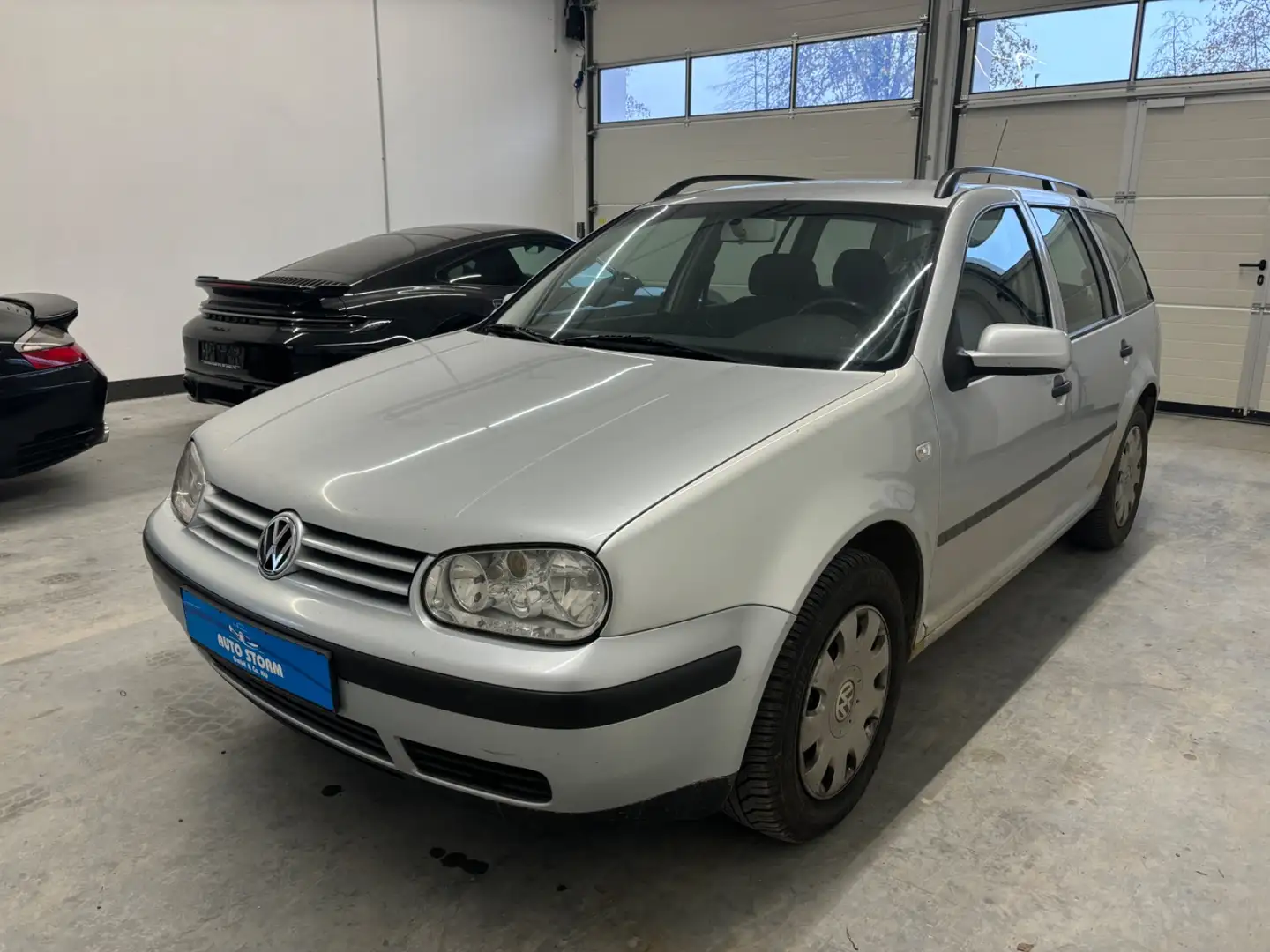 Volkswagen Golf 1.9 TDI*KlimaA*TÜV-07.25*AHK* Zilver - 1