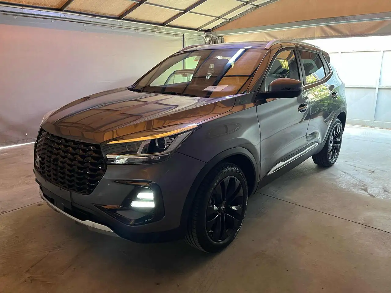 DR Automobiles DR5.0