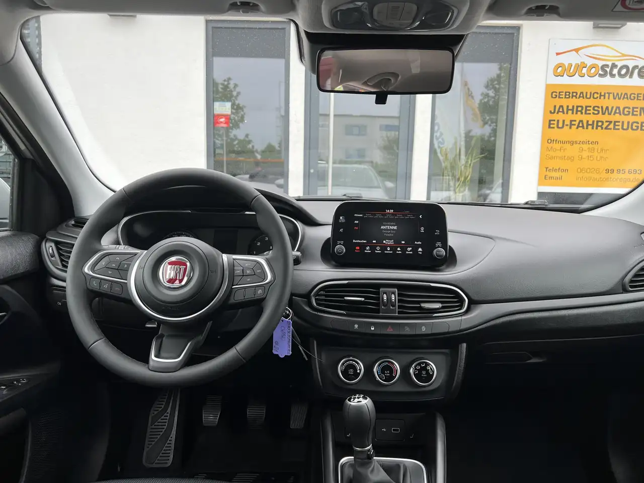 Fiat Tipo Kombi City Life Life1,0 Ltr. - 74 kW 74 kW (101... 11