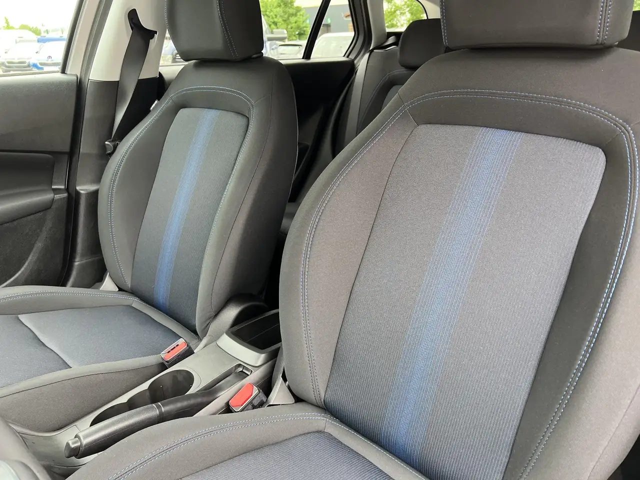 Fiat Tipo Kombi City Life Life1,0 Ltr. - 74 kW 74 kW (101... 8