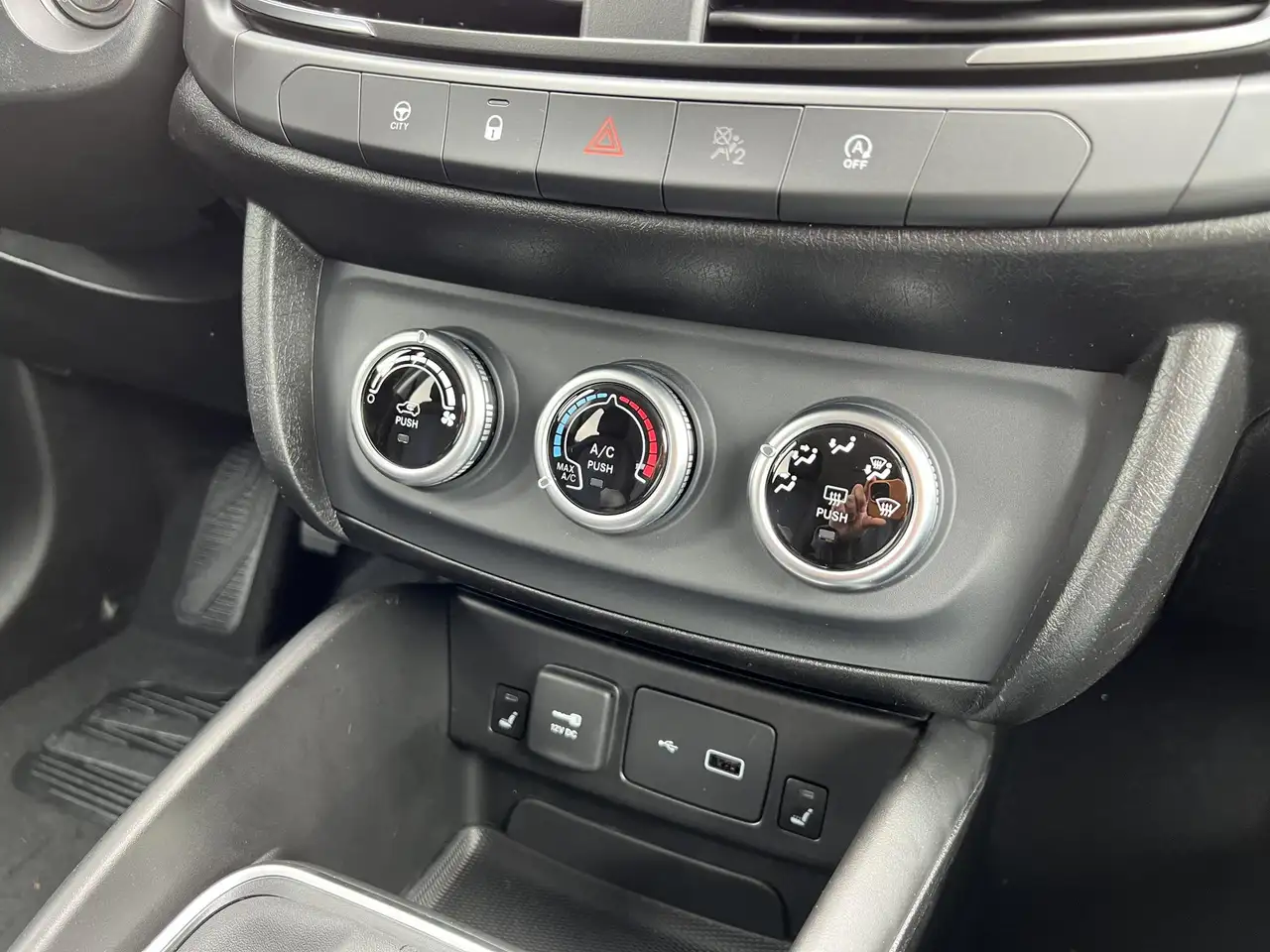 Fiat Tipo Kombi City Life Life1,0 Ltr. - 74 kW 74 kW (101... 21