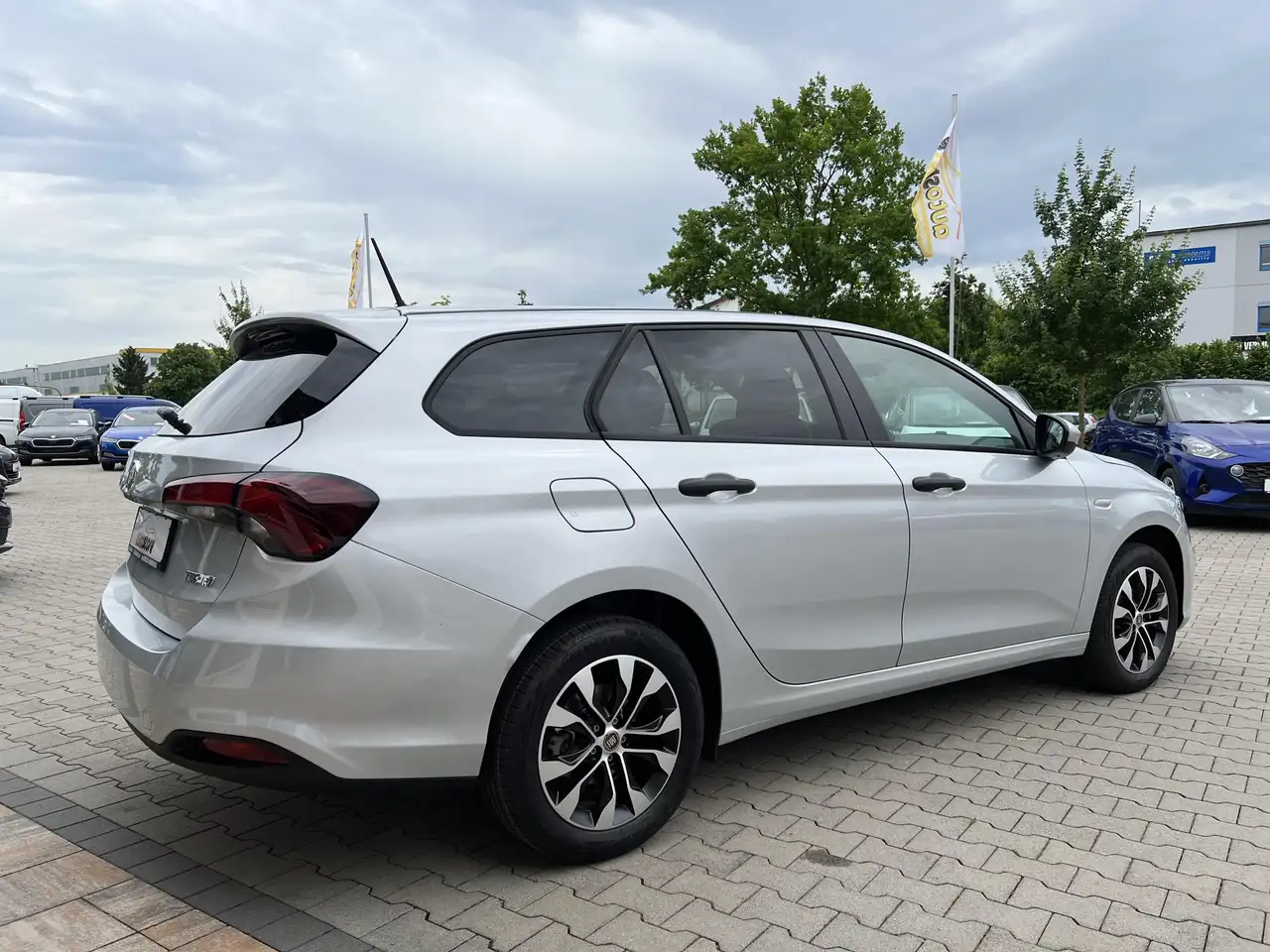 Fiat Tipo Kombi City Life Life1,0 Ltr. - 74 kW 74 kW (101... 3