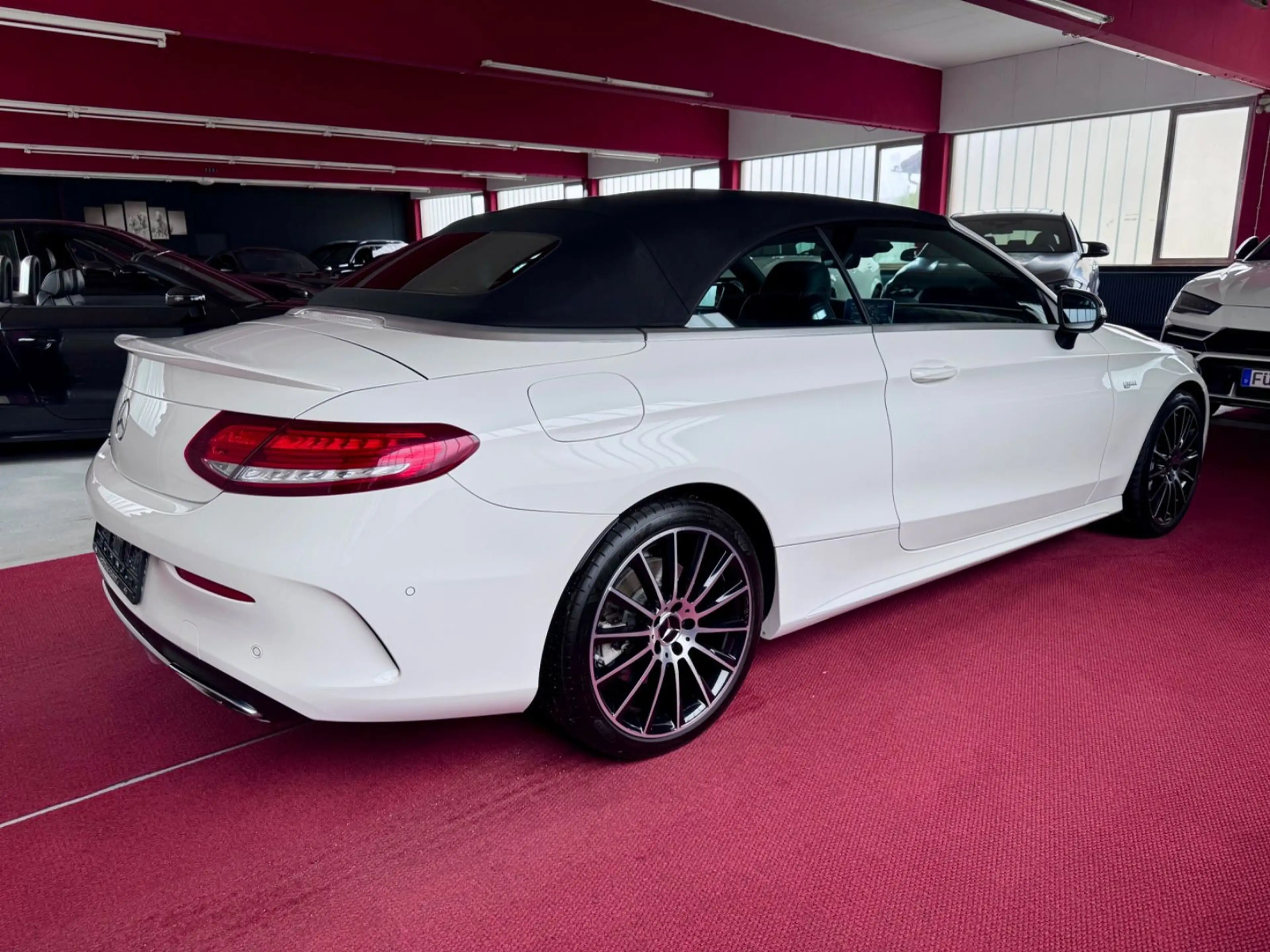 Mercedes-Benz C 43 AMG Cabrio Burmester LED Distronic 360° 19" — photo 12