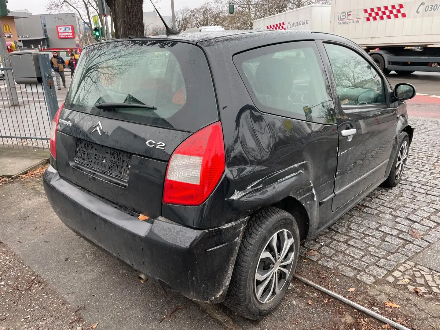 Citroen C2 CONFORT*UNFALLFAHRZEUG*VOLLFAHRBEREIT* Schwarz - 2