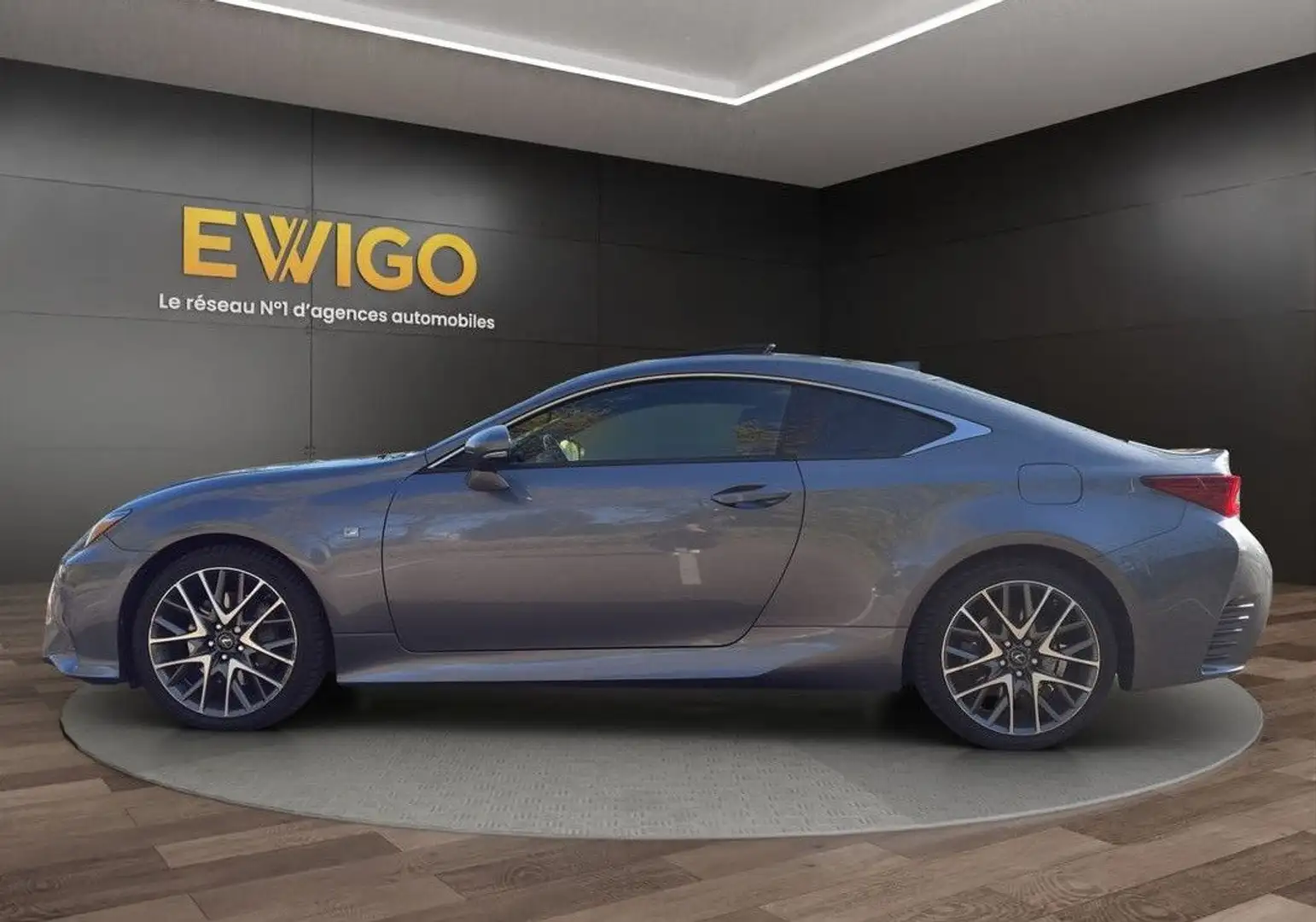 Lexus RC F 2.5 300 h 223h 180 hev 1.6kwh f-sport bva entretien complet garantie 12 mois Gris - 2