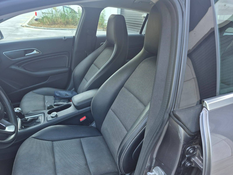 Mercedes-Benz CLA 180 CLA 180 d — photo 11