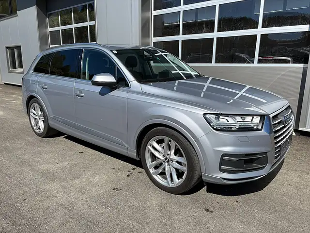 Audi Q7 3,0 TDI ultra quattro Tiptronic, 7 Sitzer, Pano...