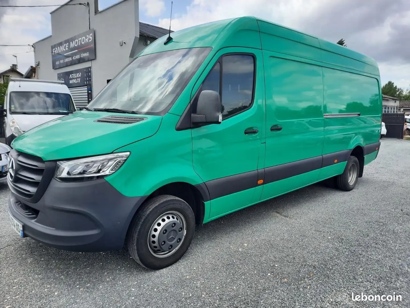 Mercedes-Benz Sprinter Mercedes III Fourgon RWD-AWD 517 CDI RWD L3 L4 172 Vert - 1