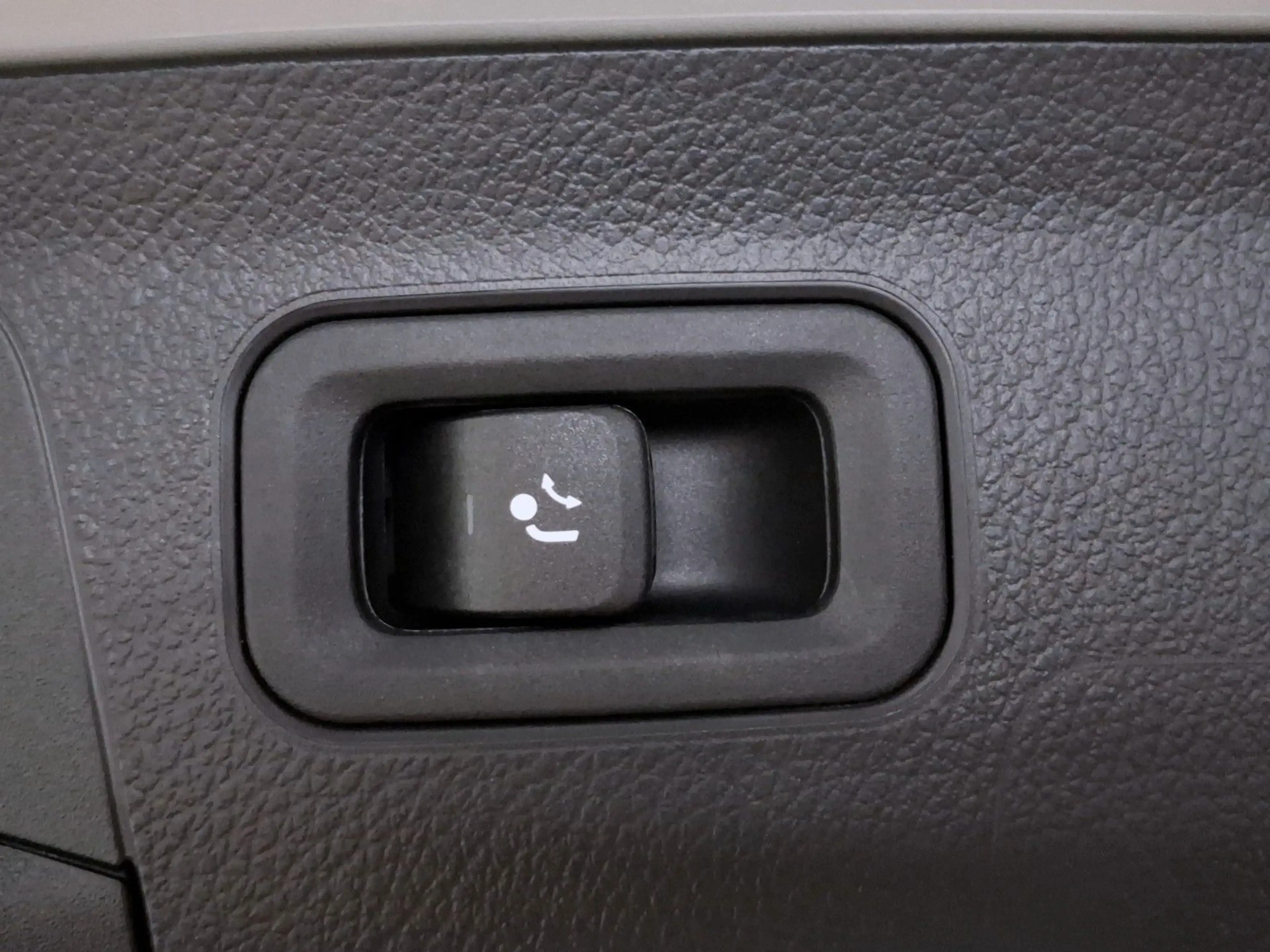 Mercedes-Benz A 200 1.Hand,Navi,LED,Panorama,MBUX,Kamera,AHK — photo 26
