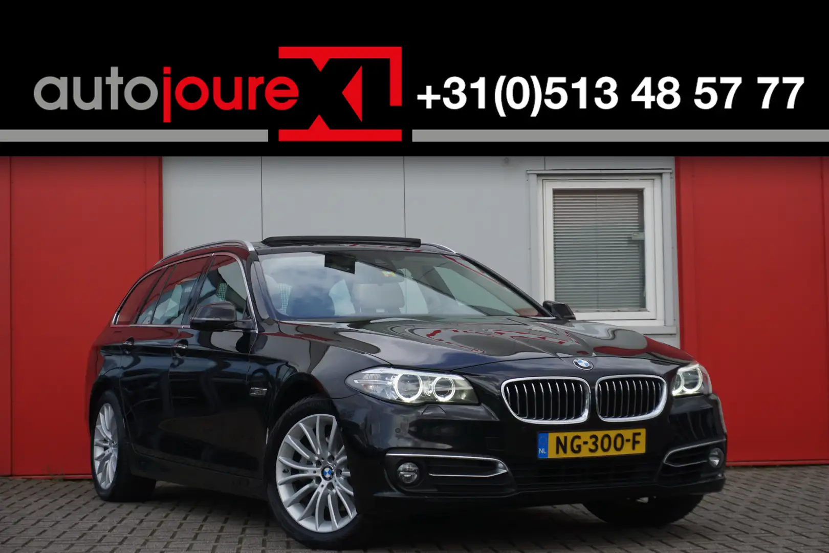 BMW 520 5-serie Touring 520i Luxury Edition | HUD | Panora Zwart - 1