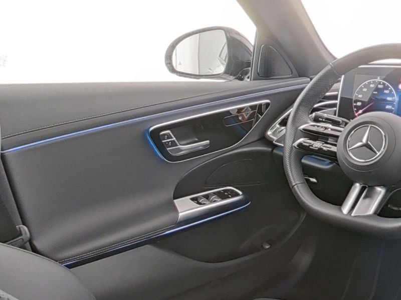 Mercedes-Benz E 220 d AMG Line Advanced/PANO/NIGHT/KAMERA/19" — photo 9