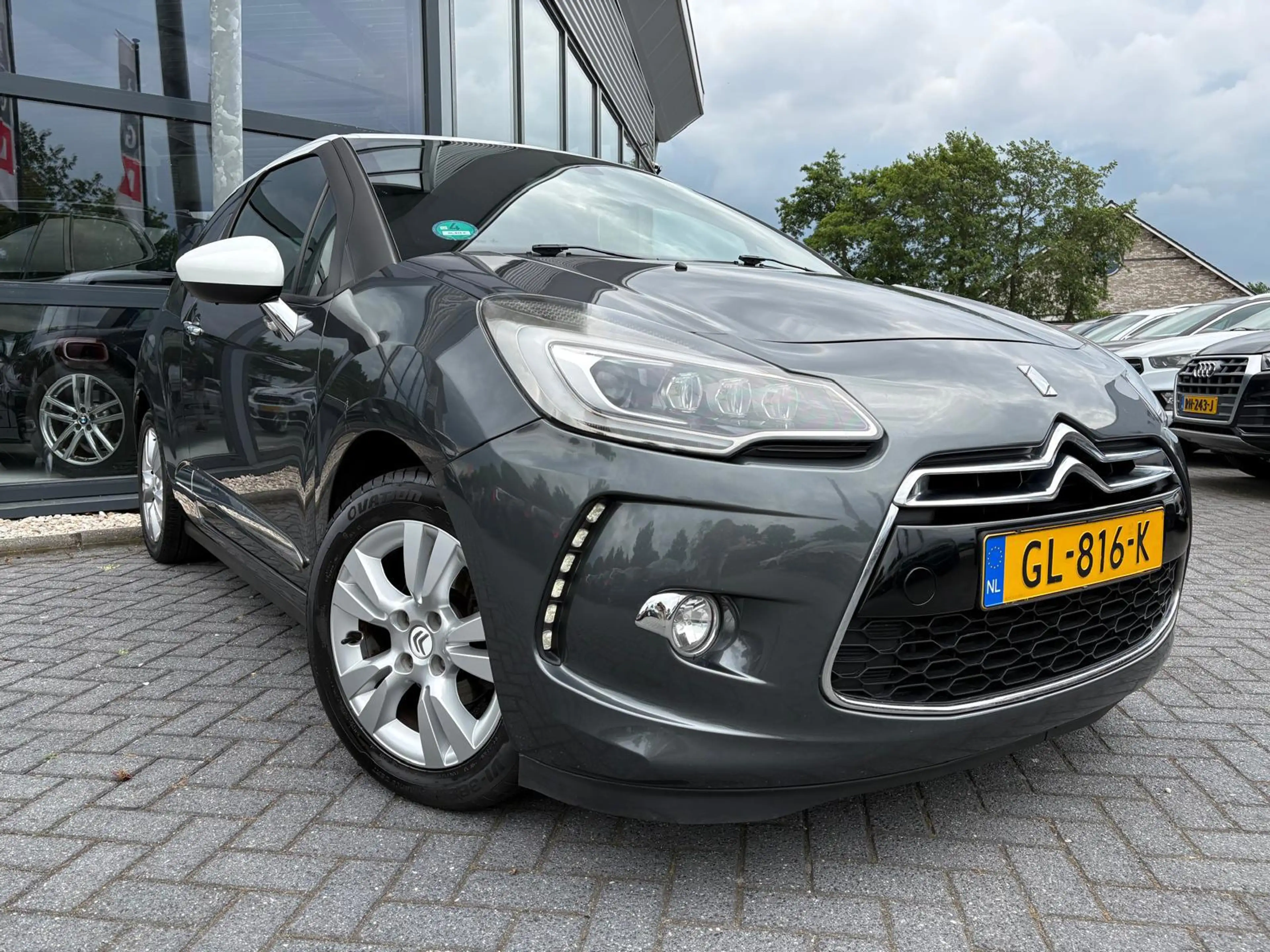 Citroen DS3 1.2 PureTech So Chic | PDC | Navi | Airco | Cruise — photo 10