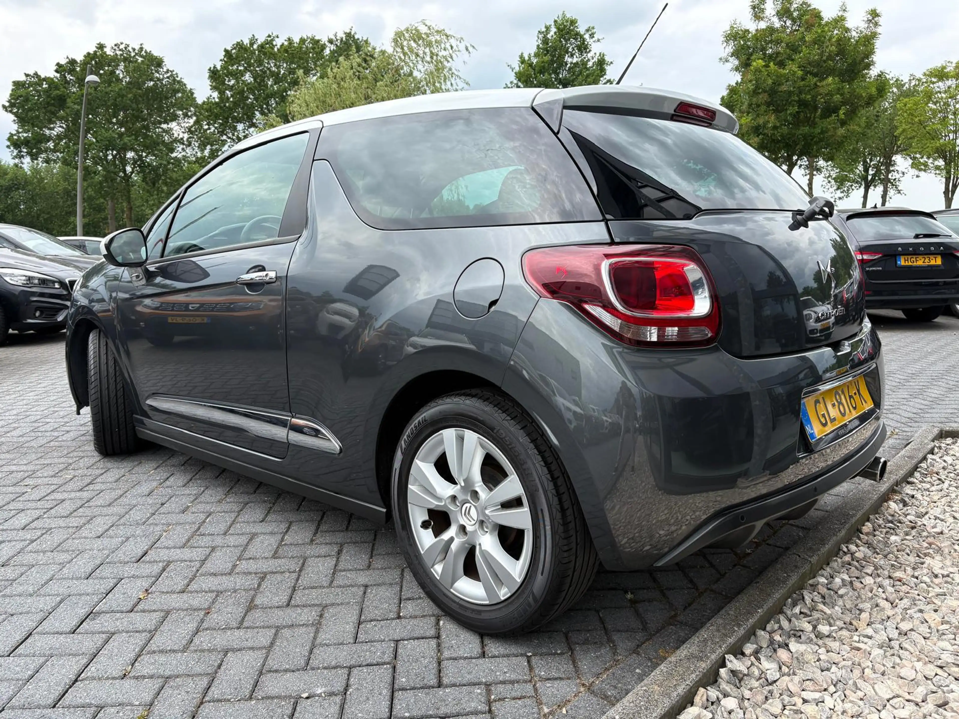 Citroen DS3 1.2 PureTech So Chic | PDC | Navi | Airco | Cruise — photo 4