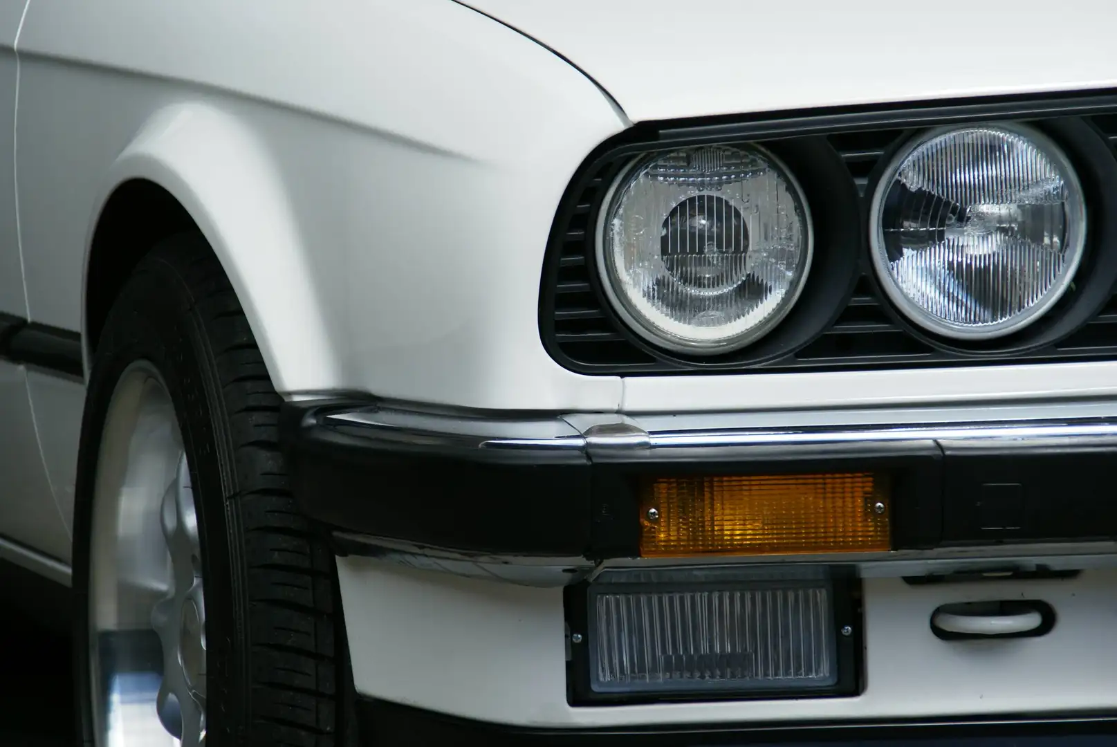 BMW 325 325i Coupe 2,7l Sportwagen Weiß - 2