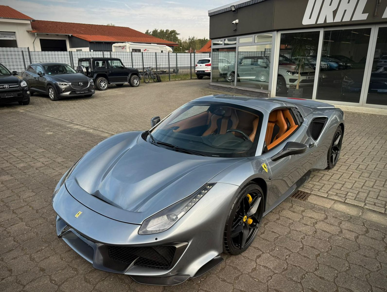 Ferrari 488 Spider JBL/Approved/Lift/Carbon — photo 12