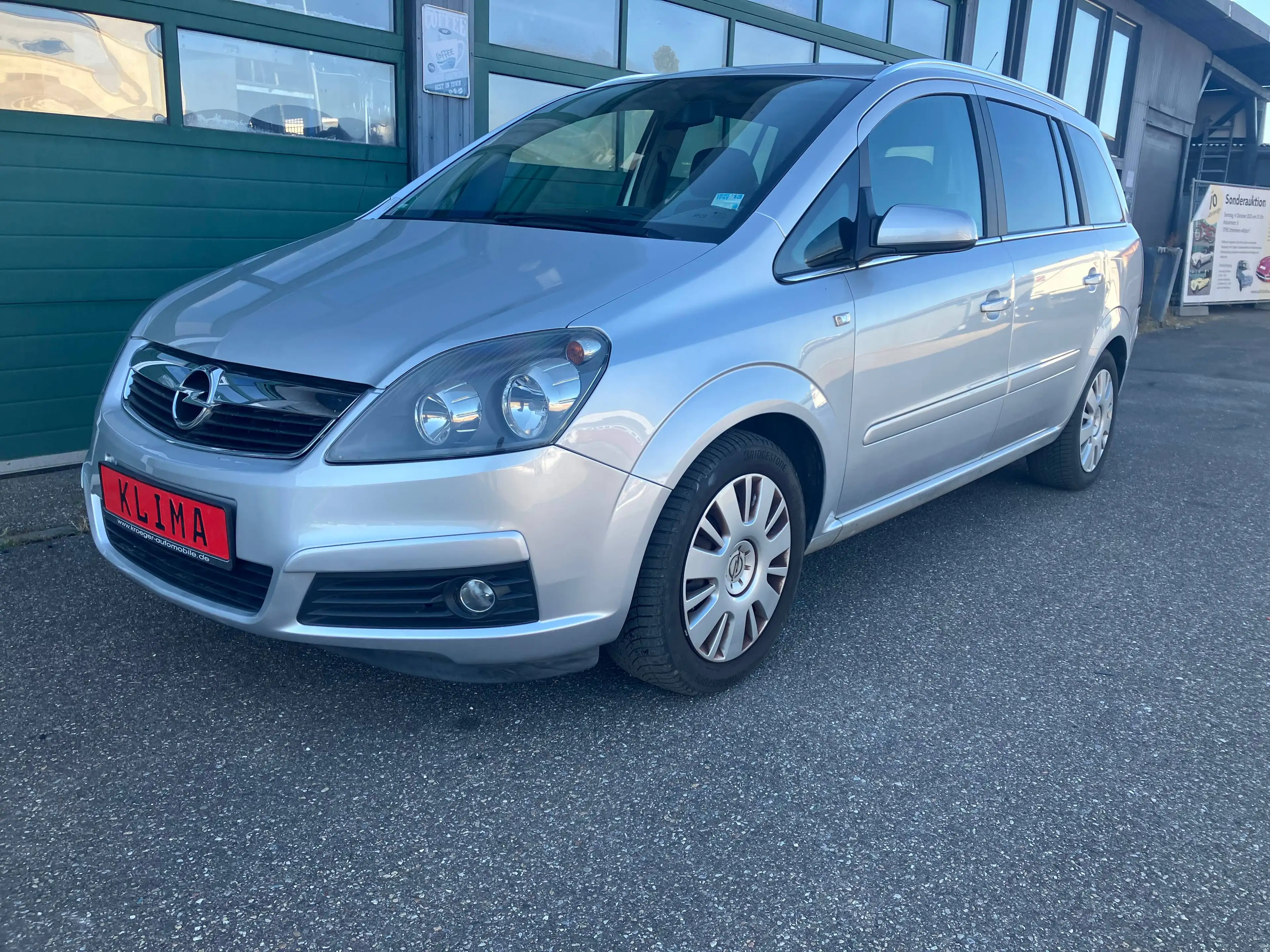 Opel Zafira 1.6 Edition Klima 7-Sitzer AHK Zahnriemen Neu — photo 2