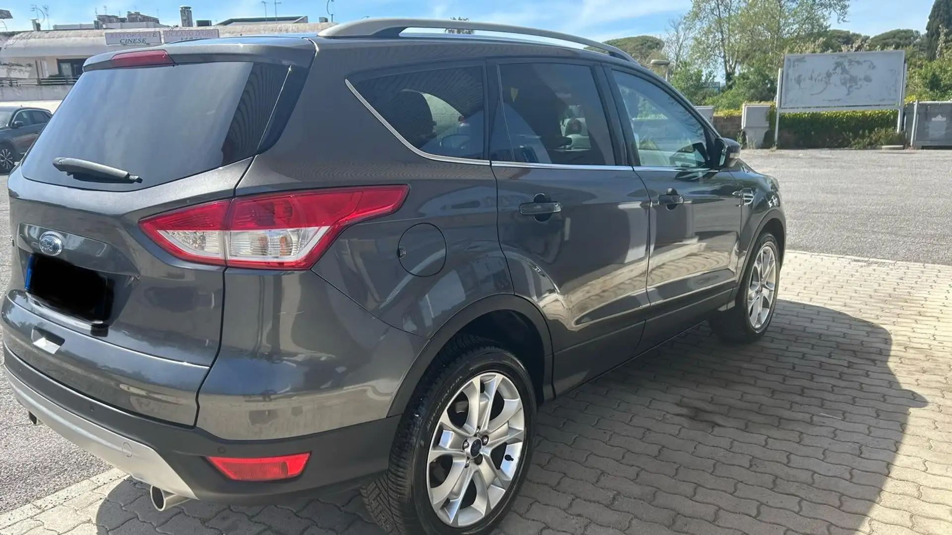 Ford Kuga Kuga 2.0 tdci Titanium 4wd 163cv auto Grigio - 1