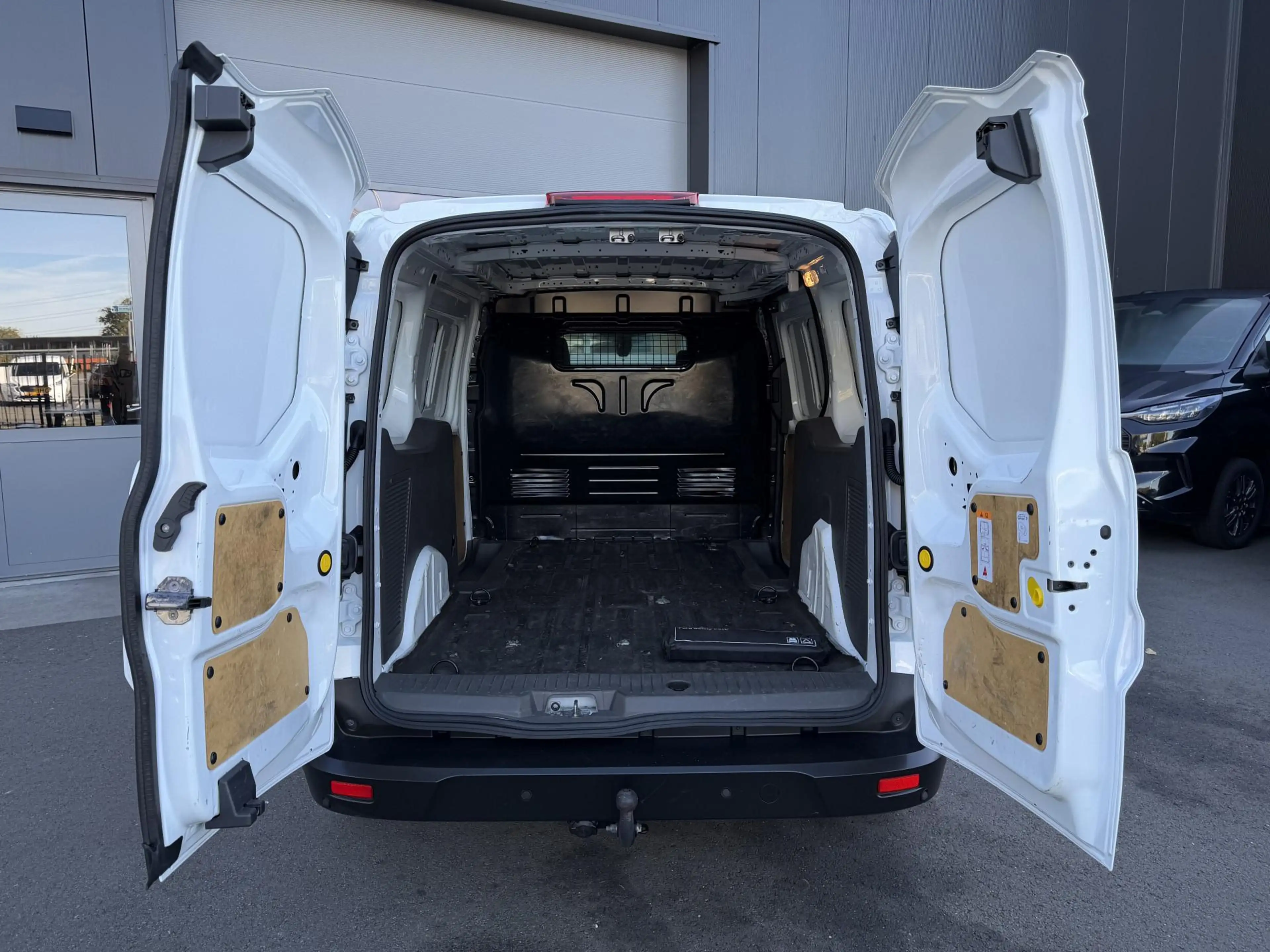 Ford Transit Connect 1.5 EcoBlue L2 Trend | Camera | Trekhaak | Navigat — photo 13