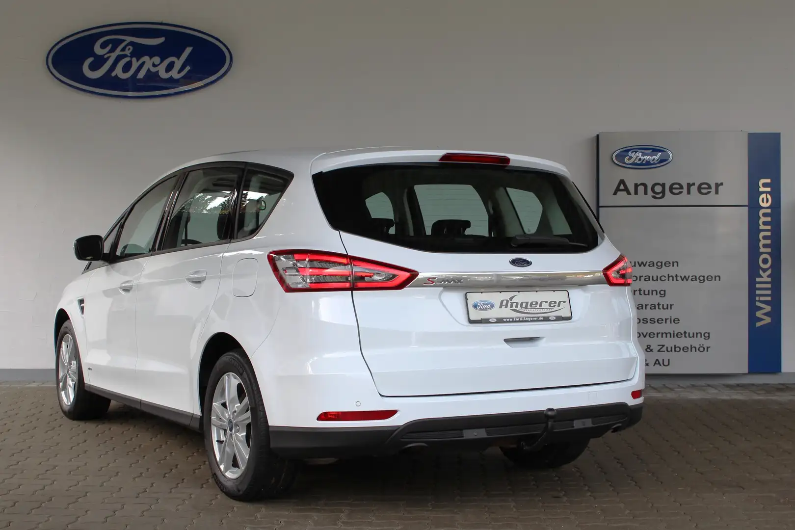 Ford S-Max Business AWD Navi,Touch,BT,USB,SHZ,PDC,AHK,8-fach Blanc - 2