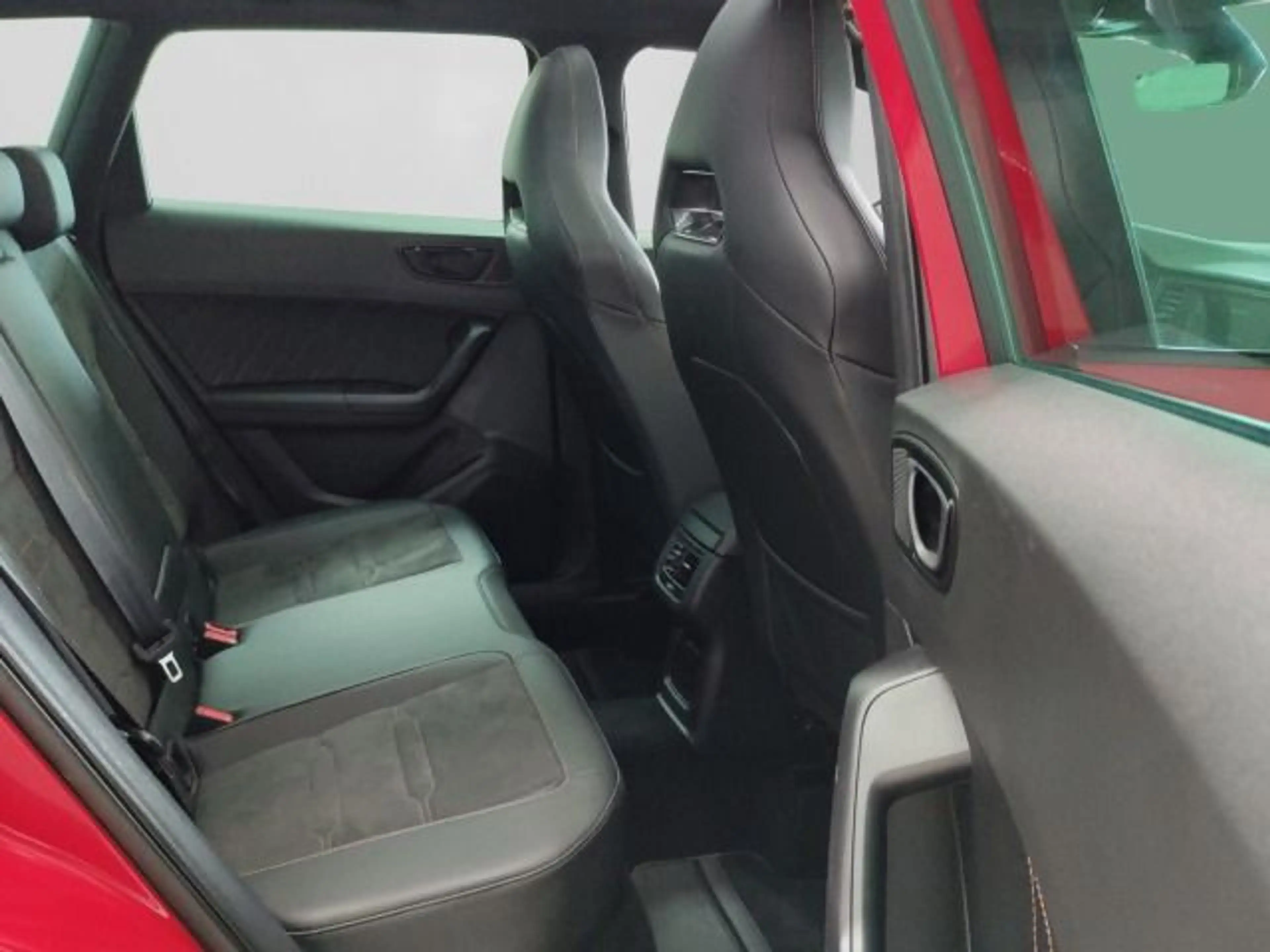 CUPRA Ateca 2.0 TSI DSG 4D PANO BEATS KAMERA DCC — photo 6