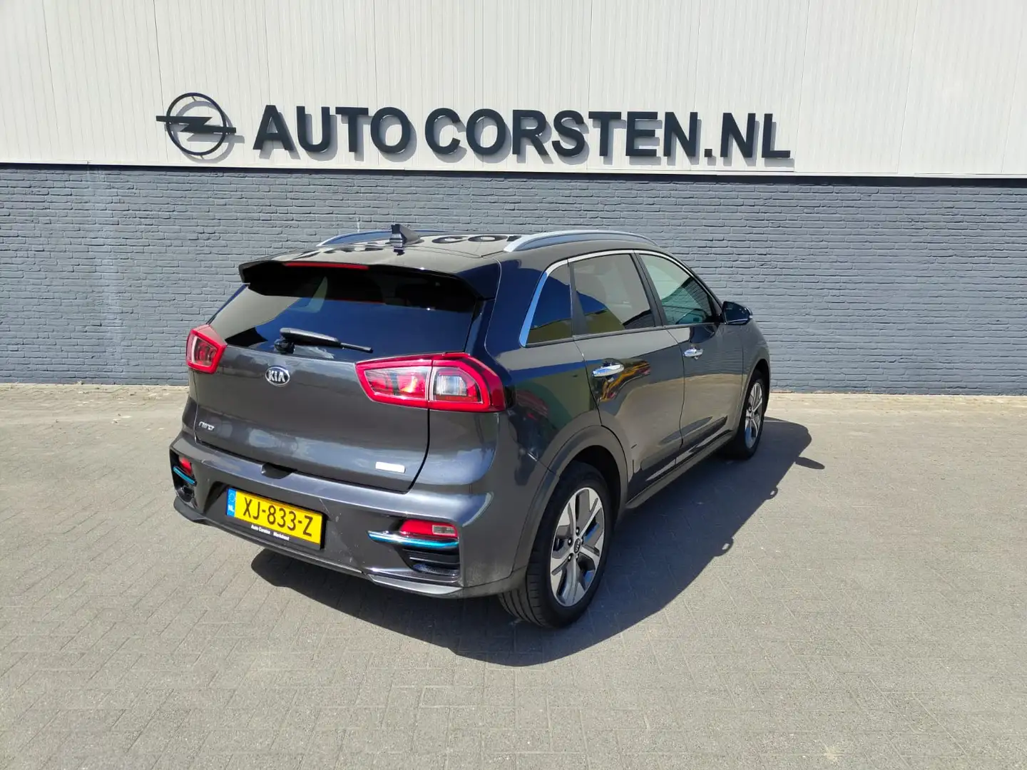 Kia e-Niro ExecutiveLine 64kWh *Export* Navi Camera Leder Ada Grijs - 2