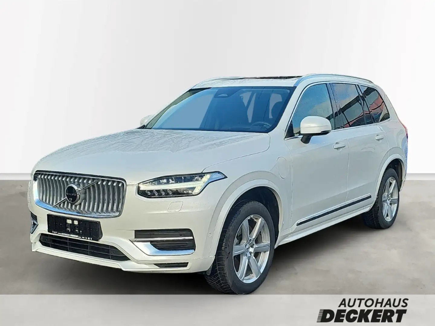 Volvo XC90 Plus Bright Recharge Plug-In Hybrid AWD 7-Sitzer H Weiß - 1