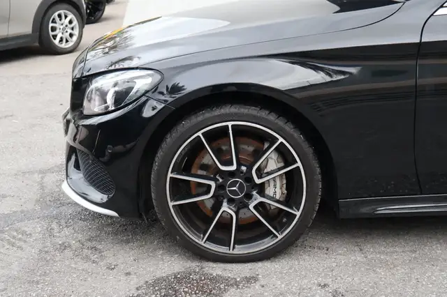 Mercedes-Benz C Class view 11