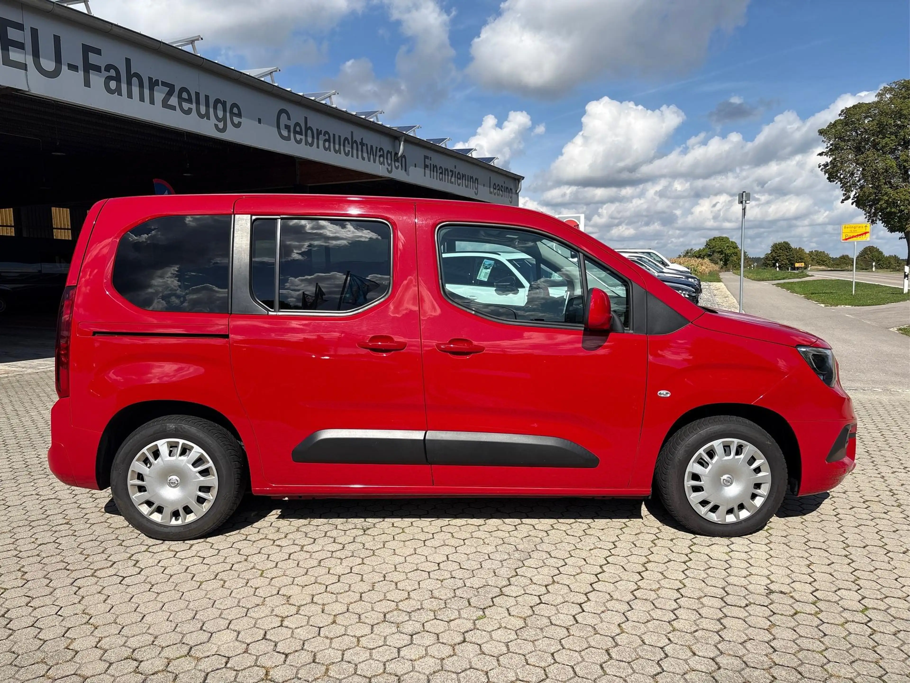 Opel Combo Life 1.5 D Edition 2xSCHIEBETÜREN+ANHÄNGERKUPPLUNG+K... — photo 6