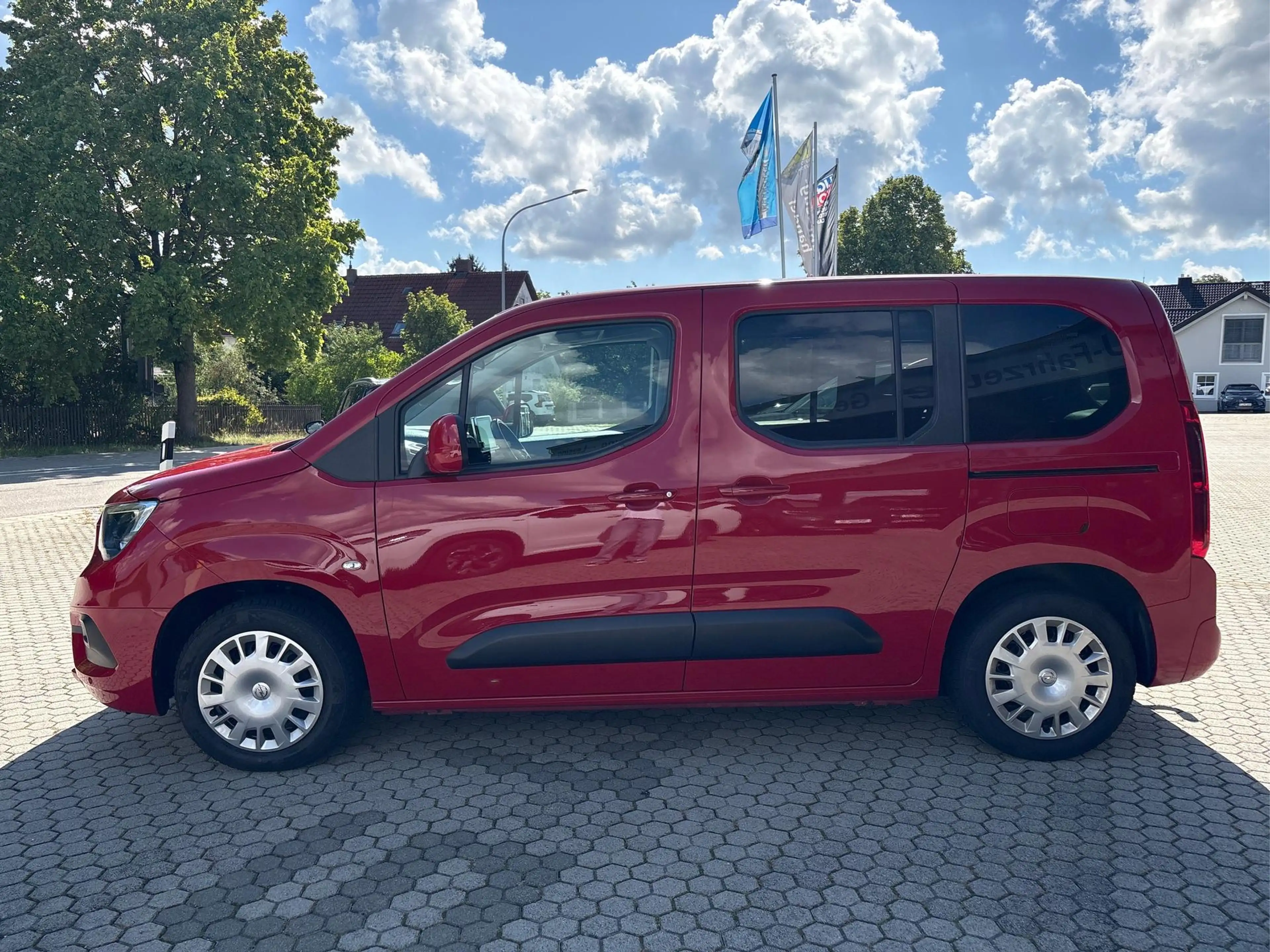 Opel Combo Life 1.5 D Edition 2xSCHIEBETÜREN+ANHÄNGERKUPPLUNG+K... — photo 2