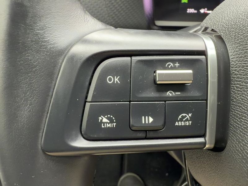 Citroen C4 1.2 130 Shine HUD/FullLED/Navi/SHZ/PDC/360° — photo 14