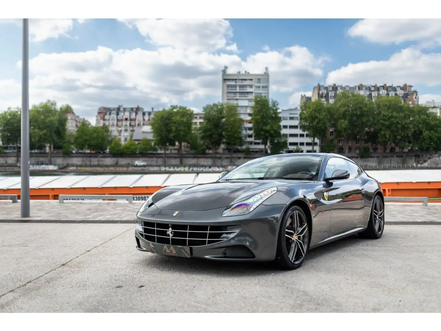 Ferrari FF 6.3i V12 - BVR  . Серый - 1
