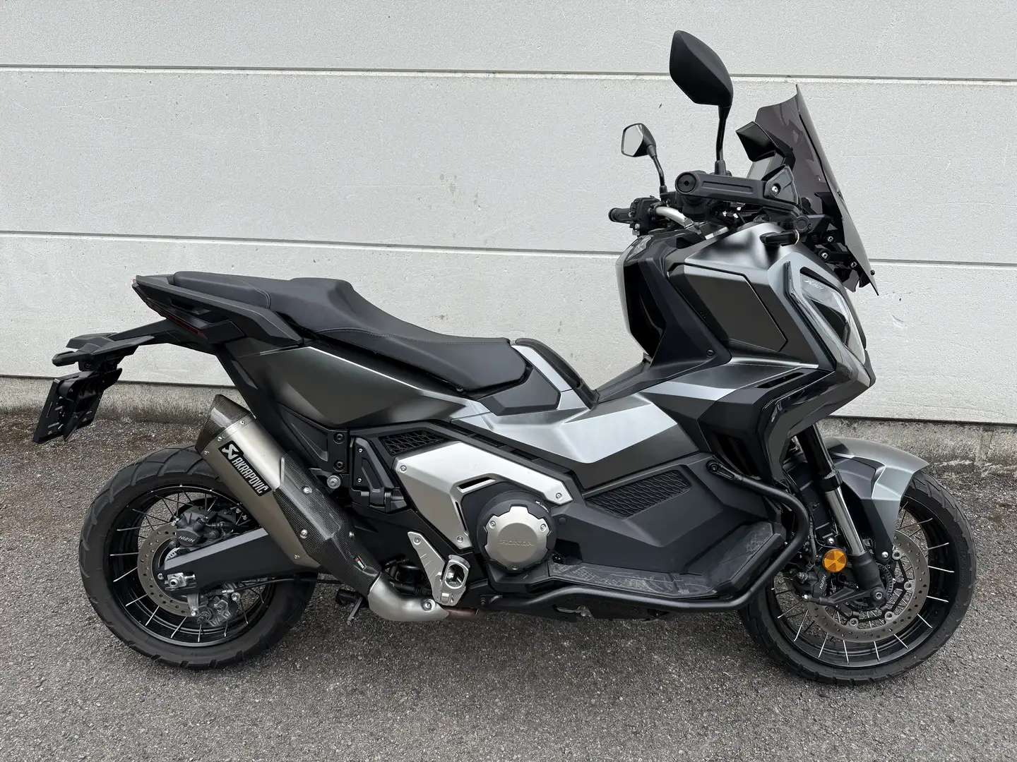 Honda X-ADV 750 DCT Zilver - 2