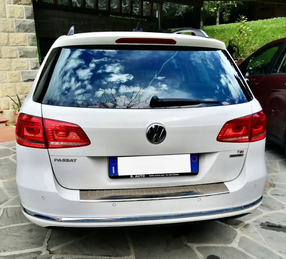 Volkswagen Passat Variant 1.4 tsi Comfortline ecofuel 150cv dsg Bianco - 2