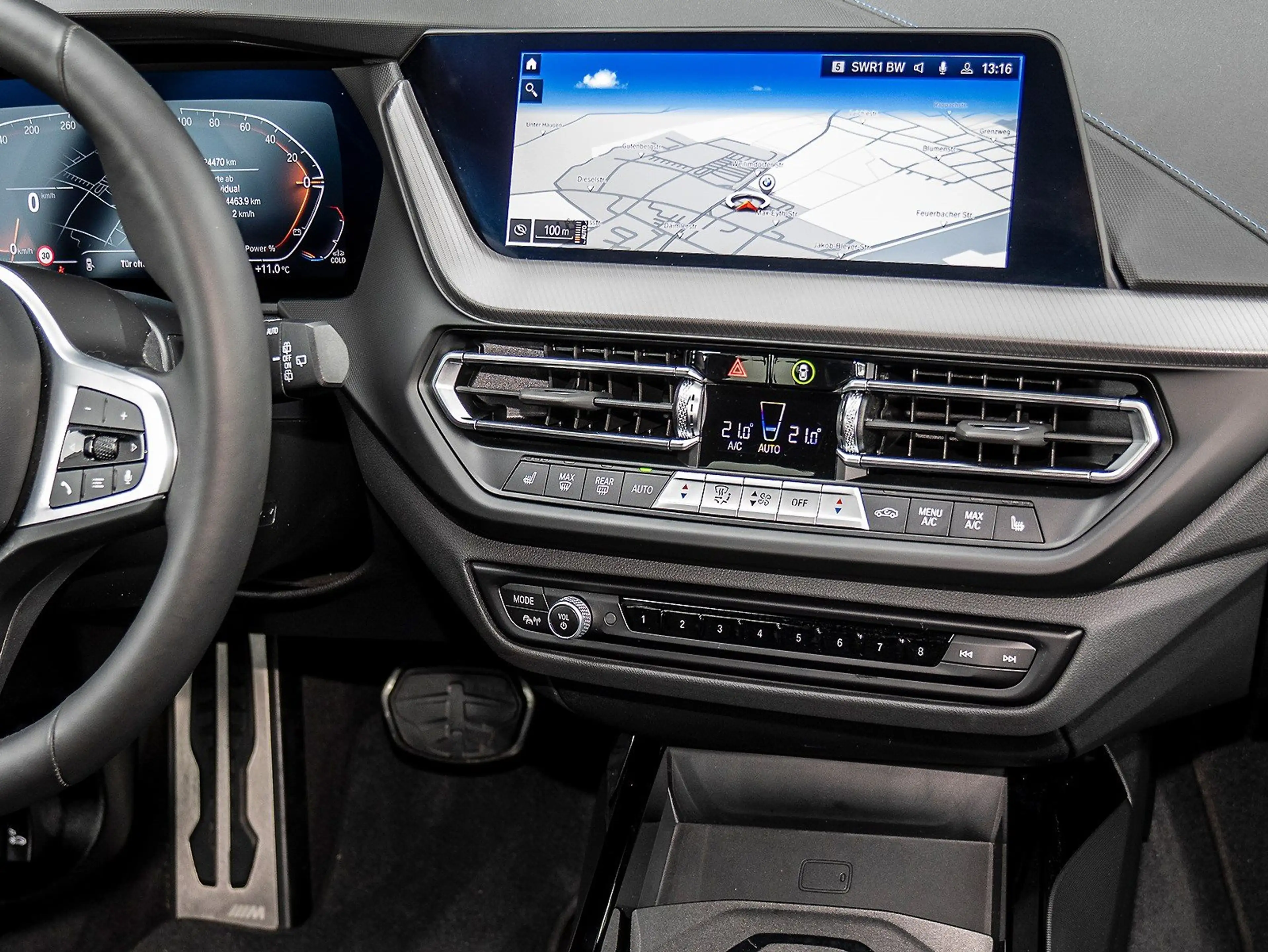 BMW 118 i 5-Tür. M Sportpaket LED Kamera DAB 1VB — photo 7