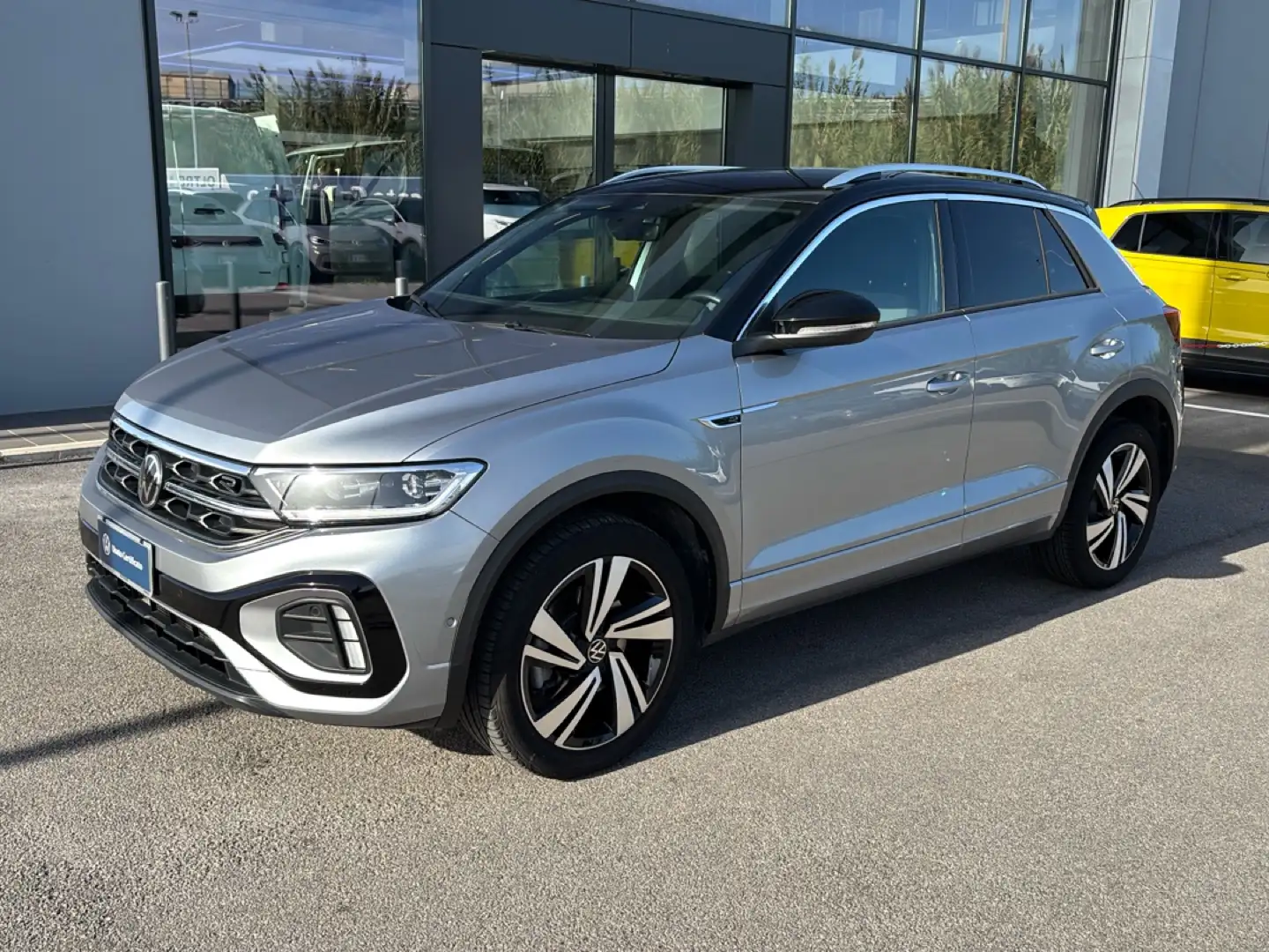 Volkswagen T-Roc 2.0 TDI SCR R Line Silber - 1
