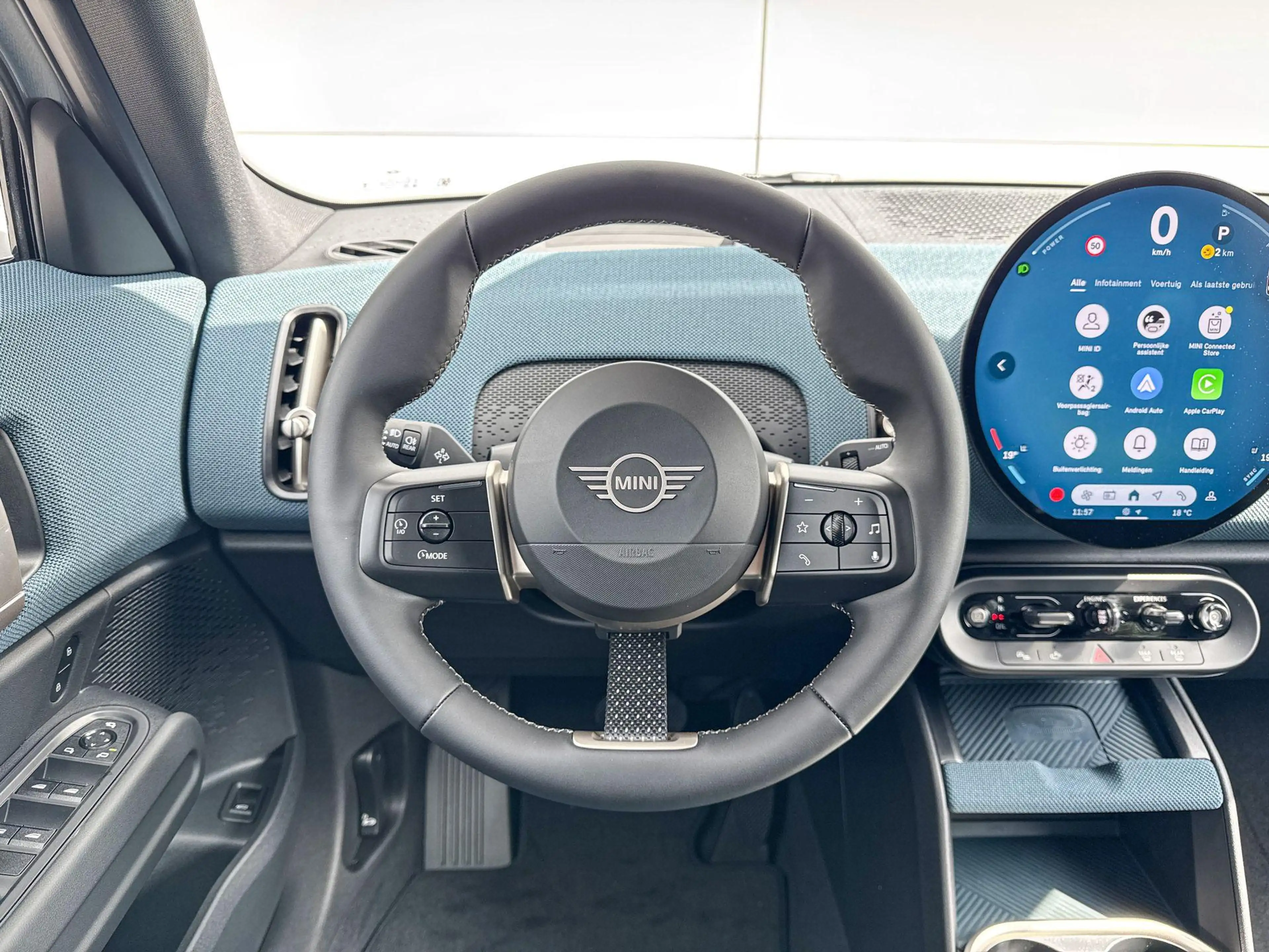 MINI Countryman C Favoured M Plus — photo 12