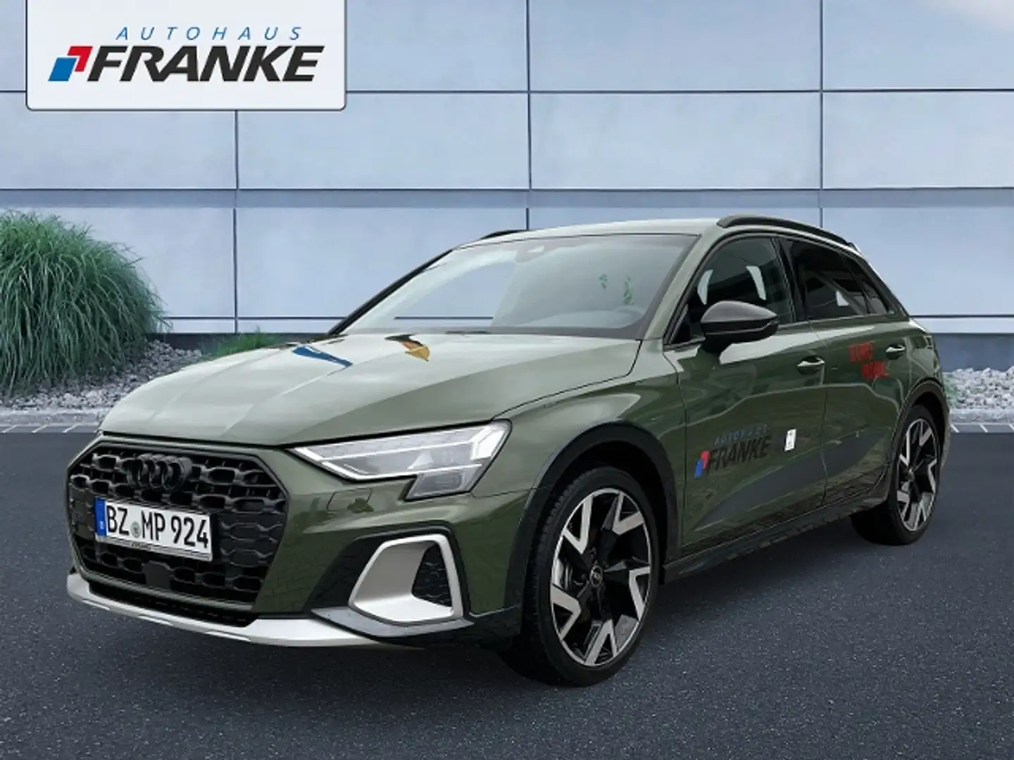 Audi A3 allstreet s-tronic 35 TFSI s-tronic NAVI Grün - 2