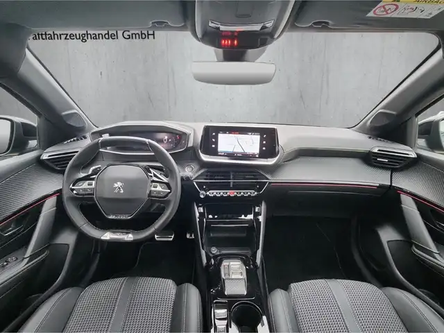 Peugeot 208 view 12