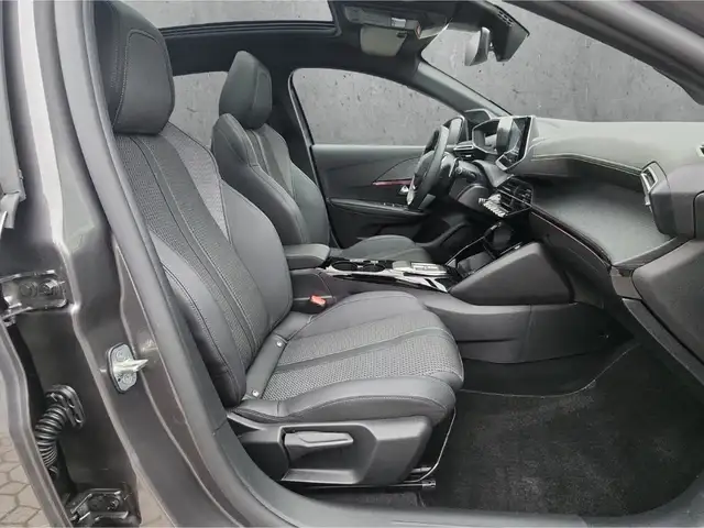 Peugeot 208 view 13