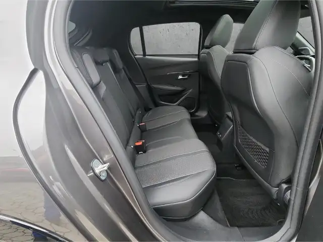 Peugeot 208 view 14