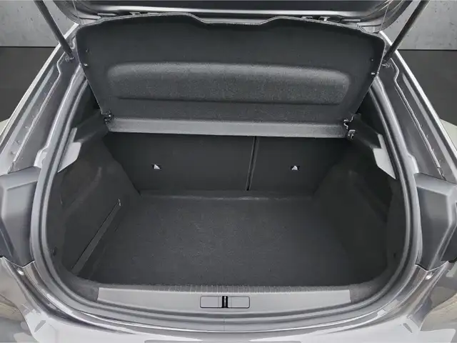 Peugeot 208 view 7