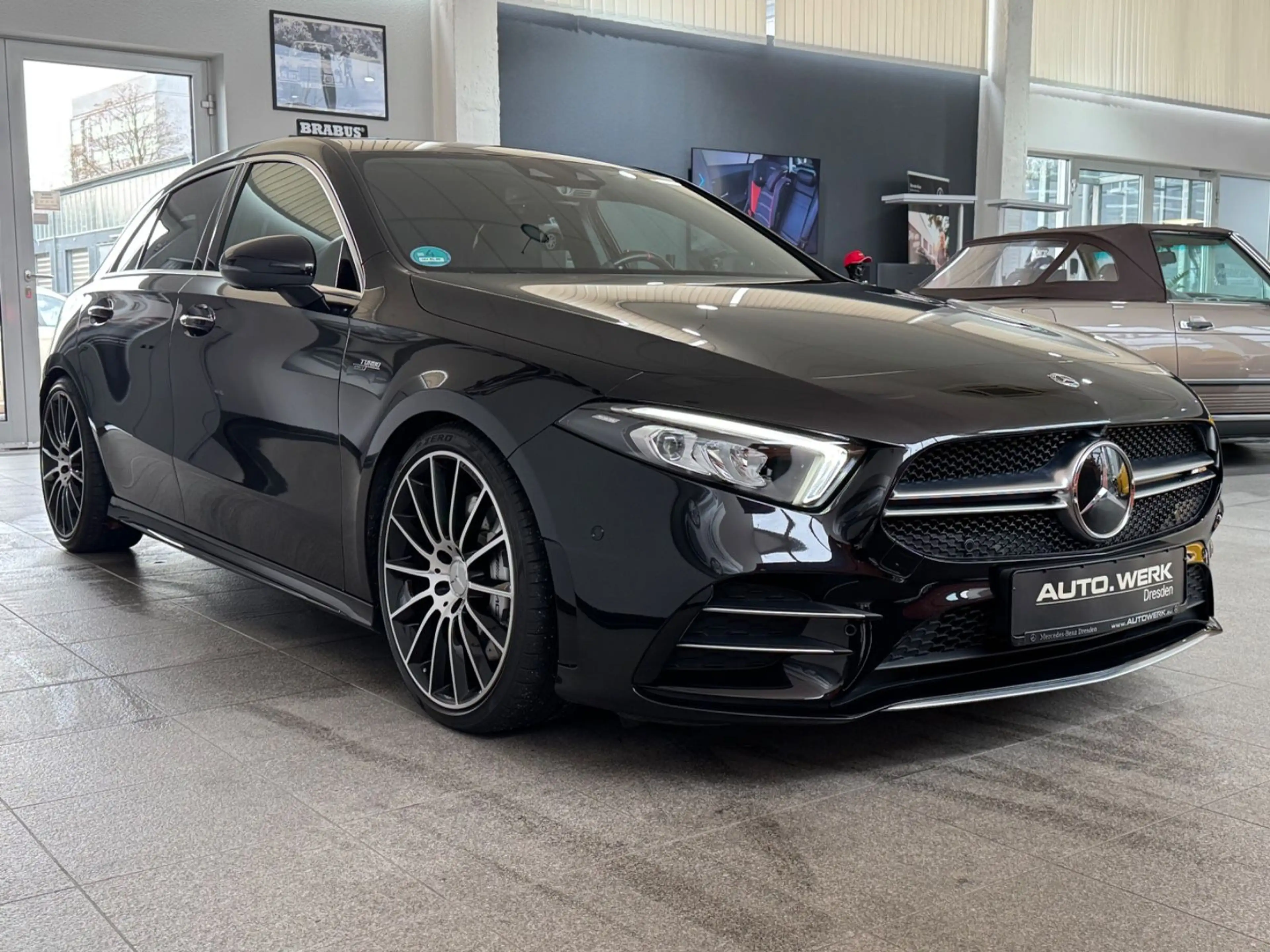 Mercedes-Benz A 35 AMG 4M*BURMESTER*DISTRONIC*360°KAMERA*LED — photo 10