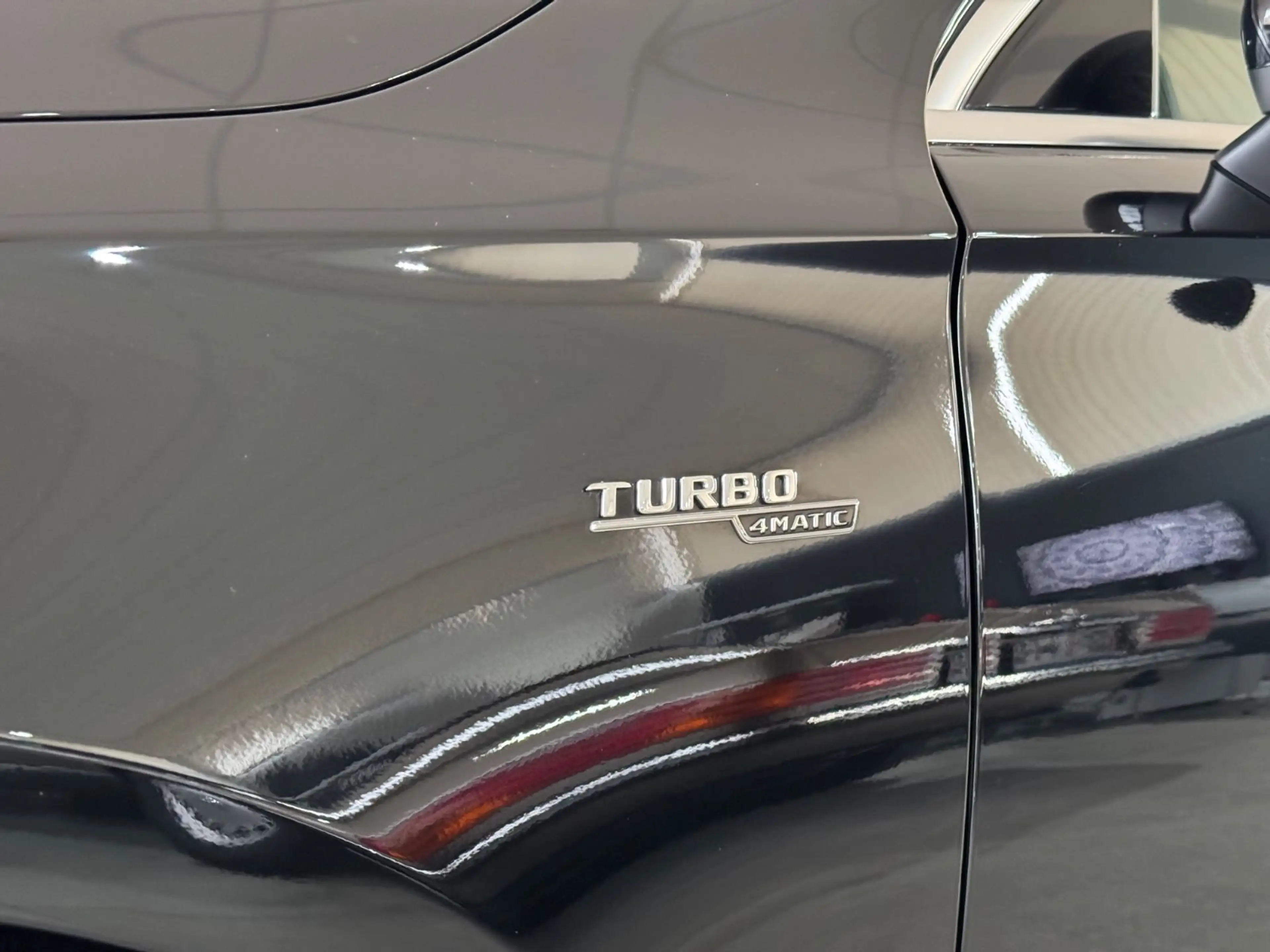Mercedes-Benz A 35 AMG 4M*BURMESTER*DISTRONIC*360°KAMERA*LED — photo 3