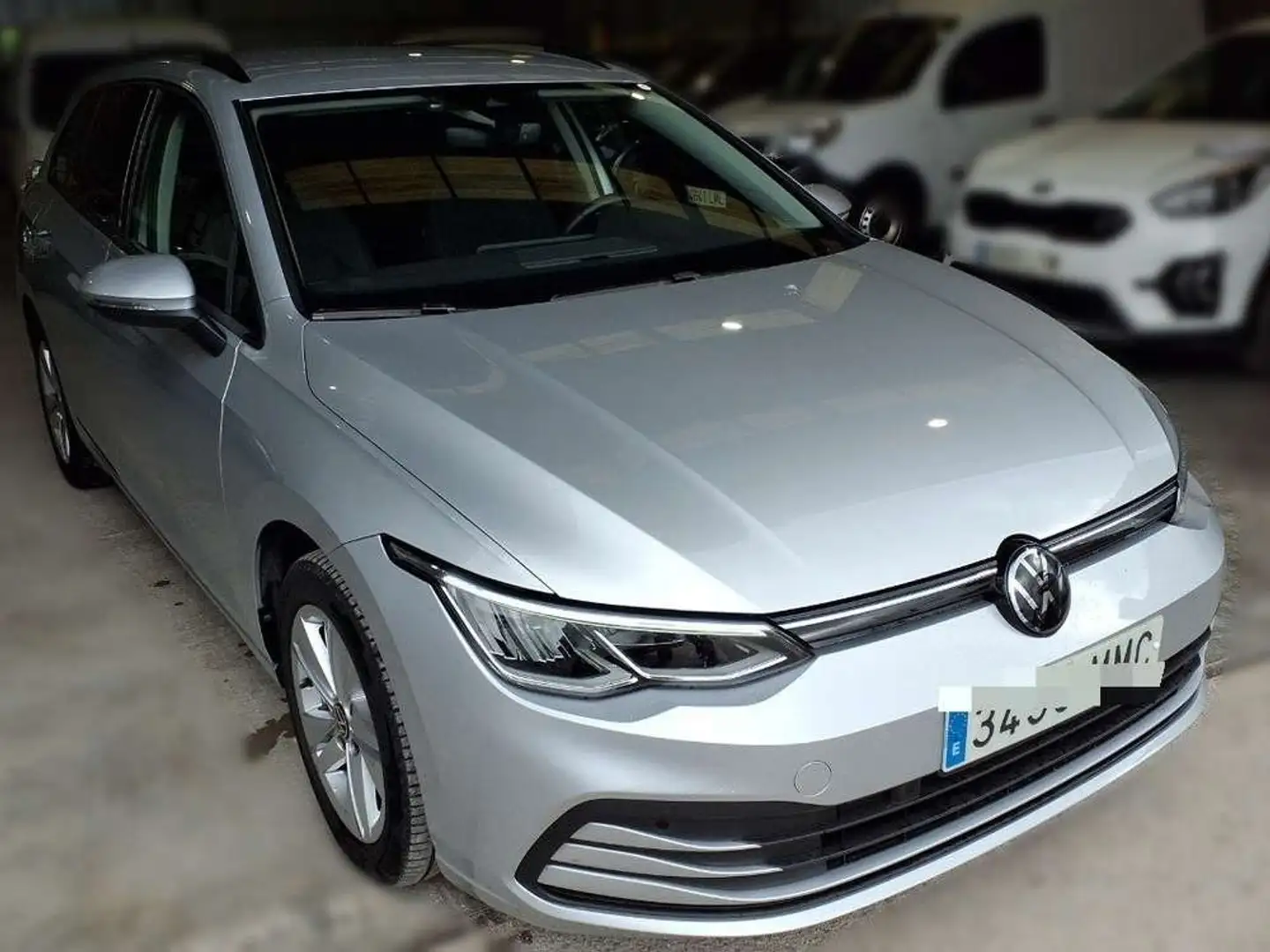 Volkswagen Golf 2.0TDI Life DSG 85kW - 2