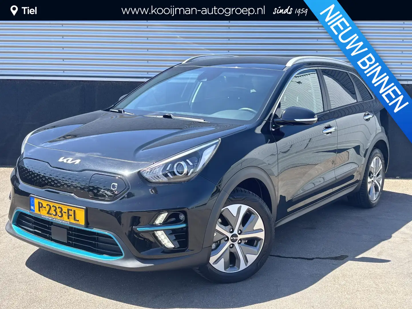 Kia e-Niro DynamicLine 64 kWh Navigatie, Nieuw geleverd en de Zwart - 1