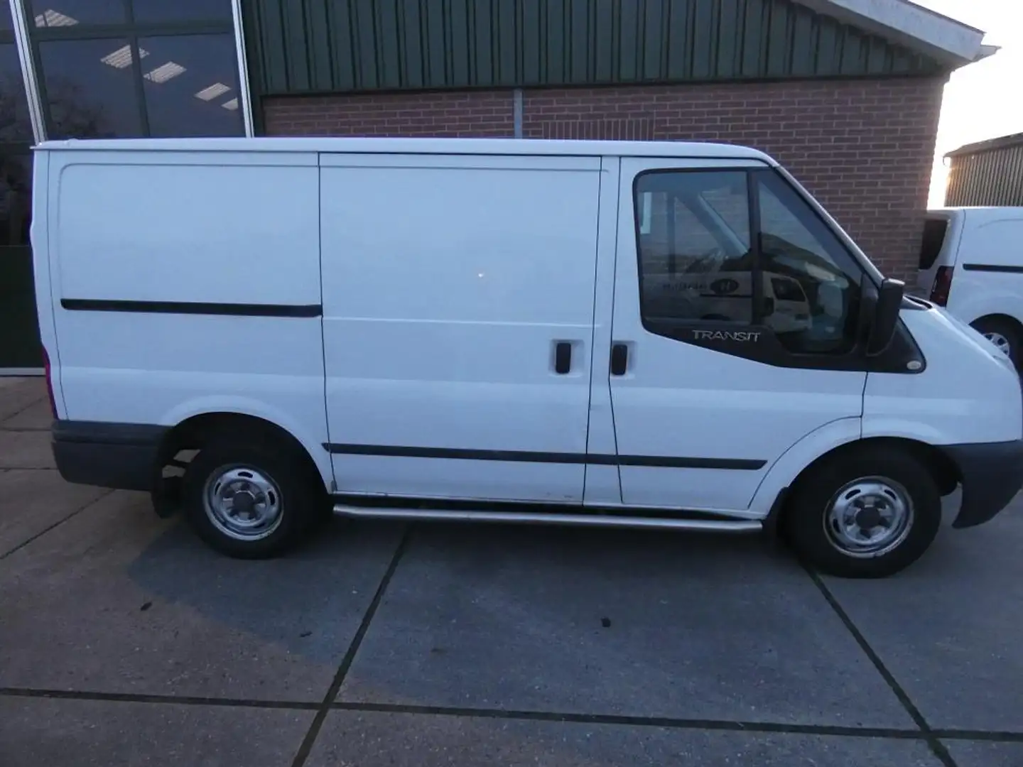 Ford Transit 260S 2.2 TDCI Edition* koelwagen*airco* 3 zits* Wit - 2