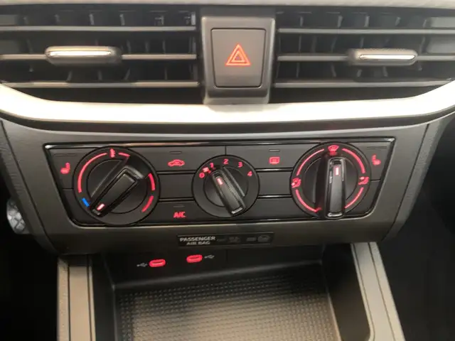 Seat Ibiza view 12
